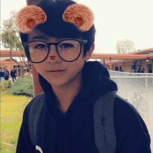 Meet your Posher, Hwan